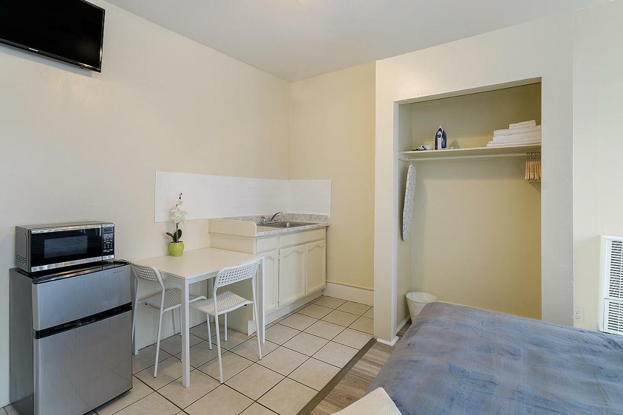 Auberge de jeunesse Pads On Pasadena Ave *